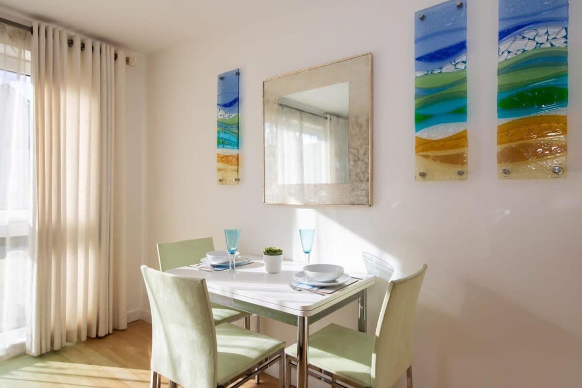Sunny & Modern Near The Beach & Village W Parking إيست ويترينج المظهر الخارجي الصورة